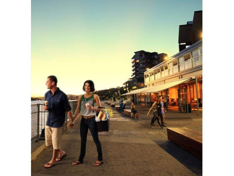 11 Portside Street, Hamilton QLD 4007