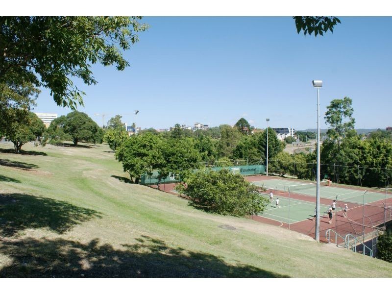 Level 3, 451 Gregory Terrace, Spring Hill QLD 4000