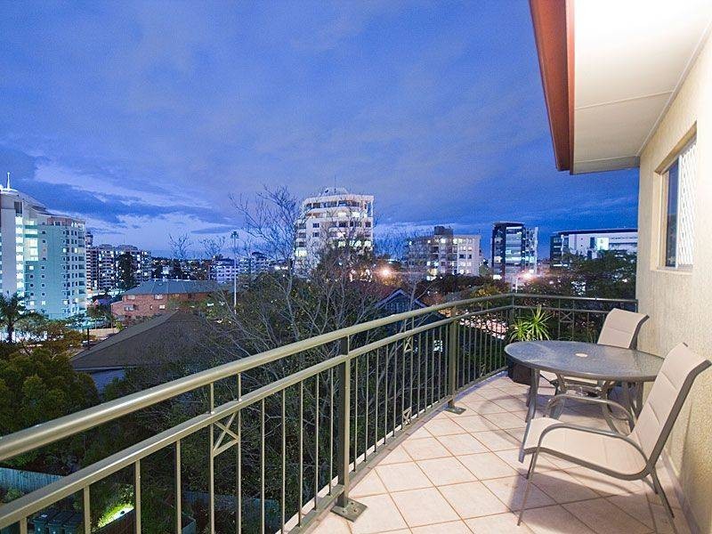Top Floor, 446 Main Street, Kangaroo Point QLD 4169