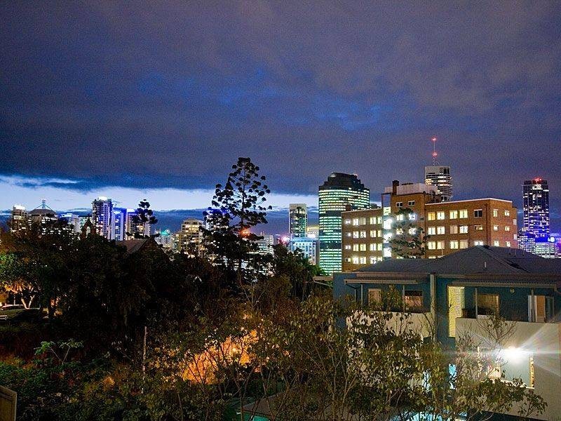 Top Floor, 446 Main Street, Kangaroo Point QLD 4169