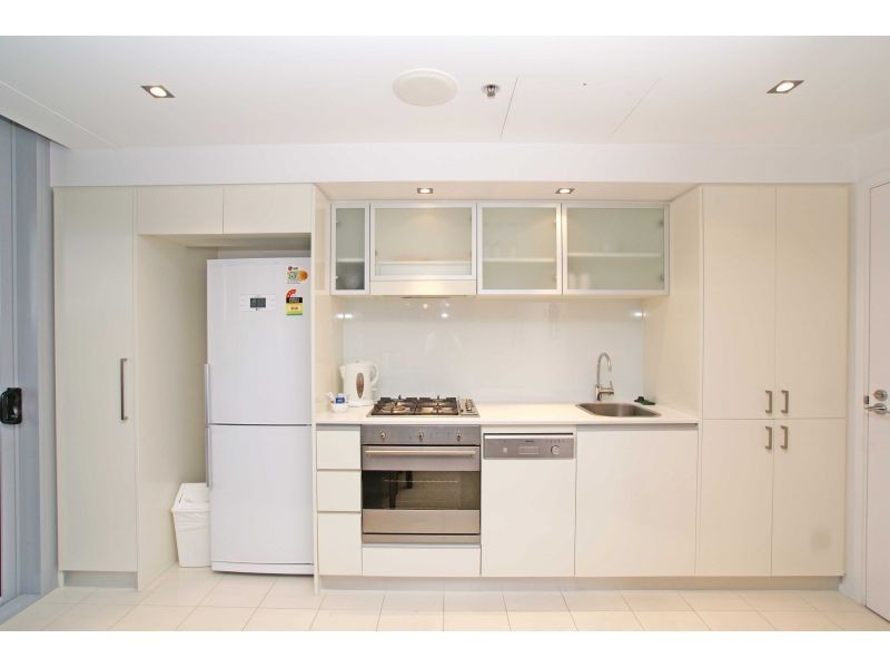 30 Macrossan Street, Brisbane QLD 4000