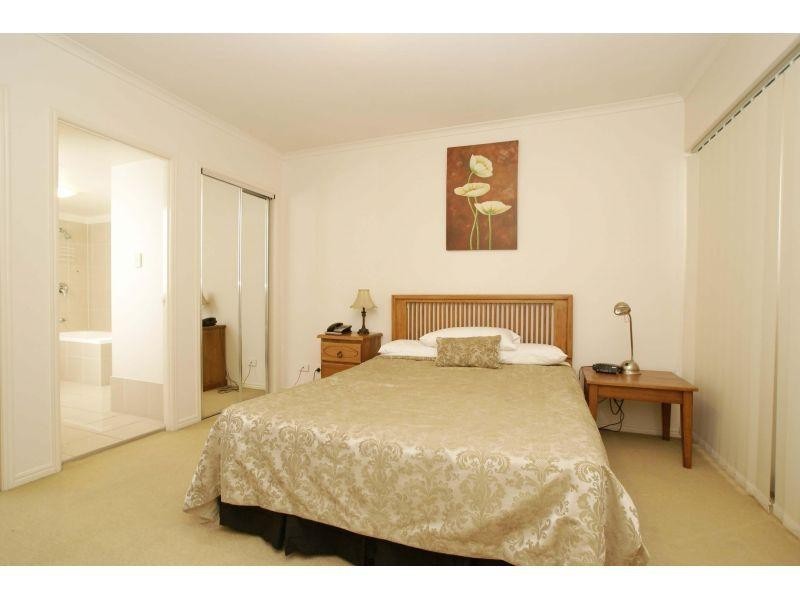 2 Berwick Street, Fortitude Valley QLD 4006