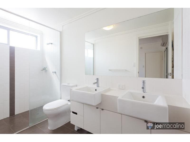 18 / 70 Hope Street, South Brisbane QLD 4101