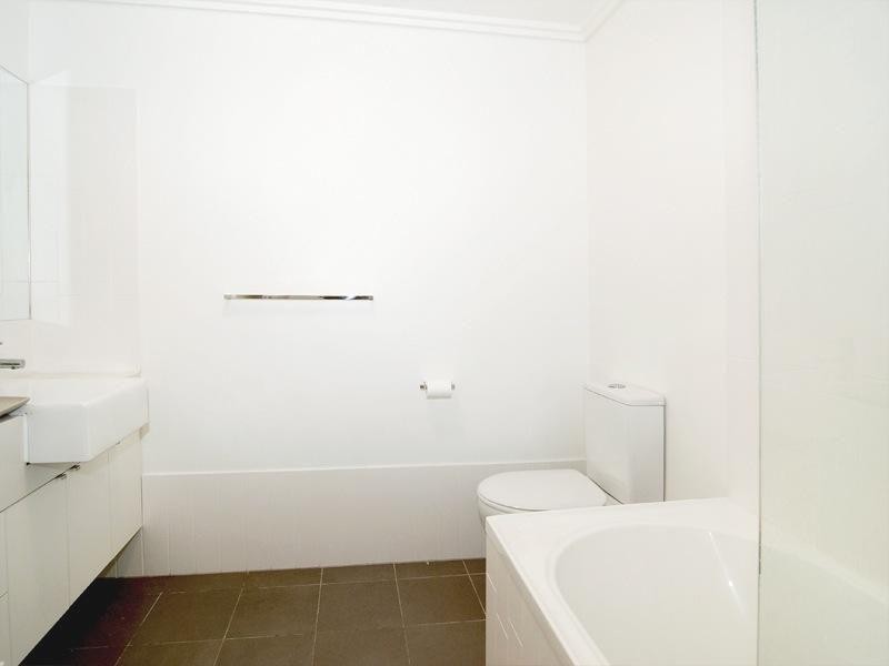 18 / 70 Hope Street, South Brisbane QLD 4101