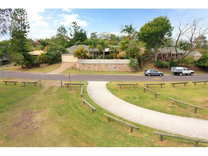80 Creekside Street, Kenmore Hills QLD 4069