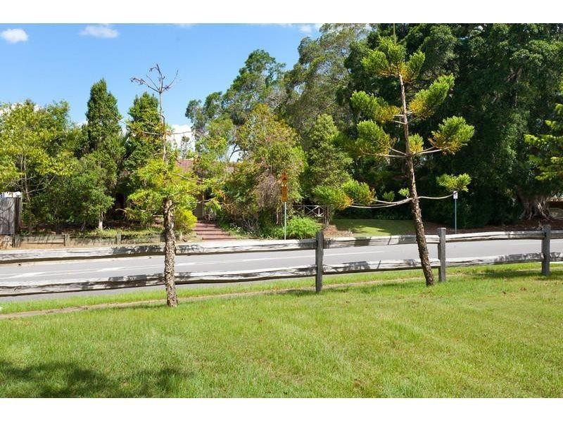 6 Bridgnorth St, Carindale QLD 4152