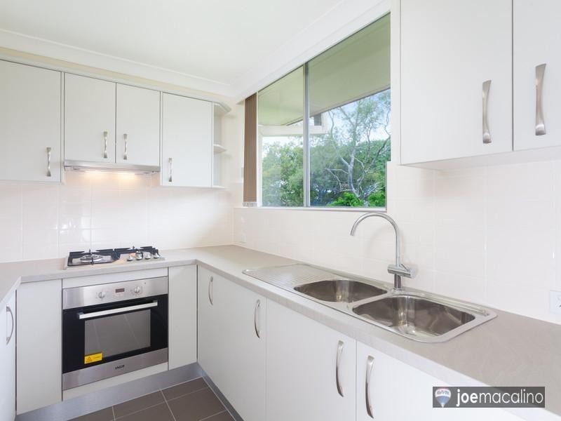 15 Aberleigh Road, Herston QLD 4006