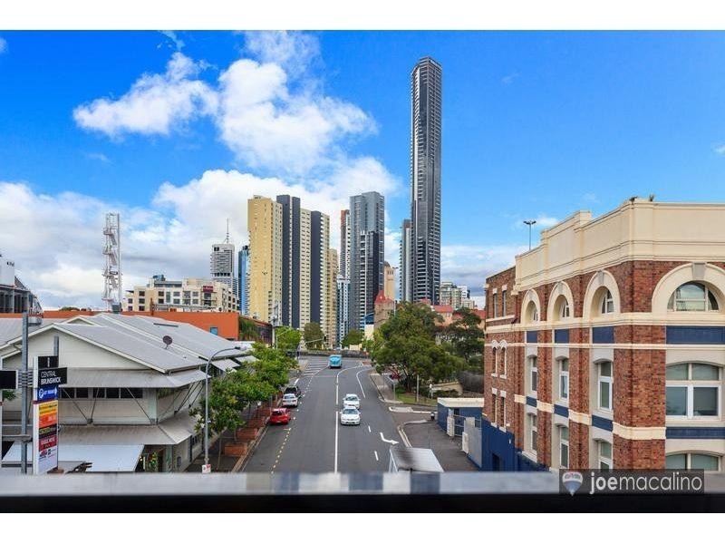 2 Berwick, Fortitude Valley QLD 4006