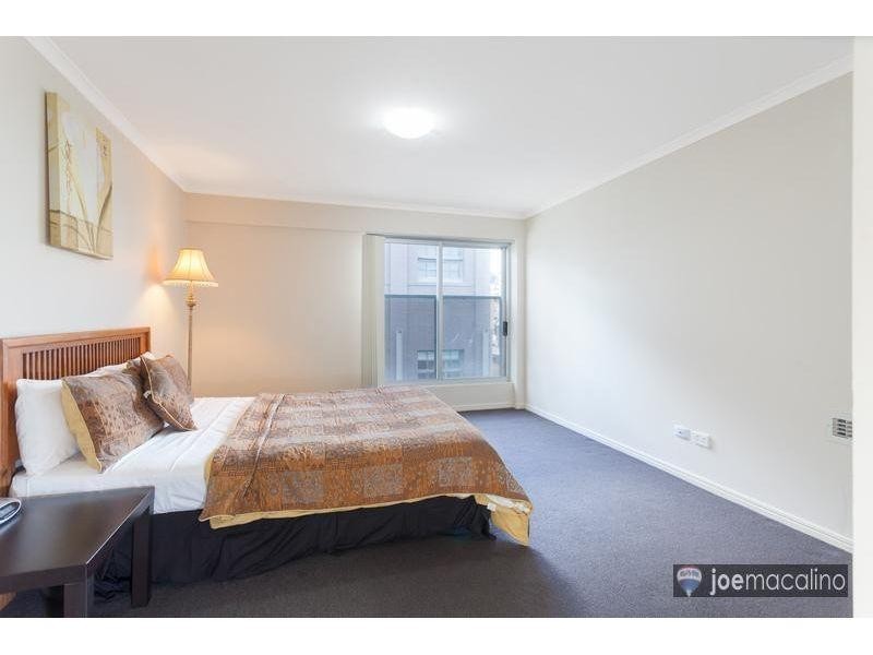 2 Berwick, Fortitude Valley QLD 4006