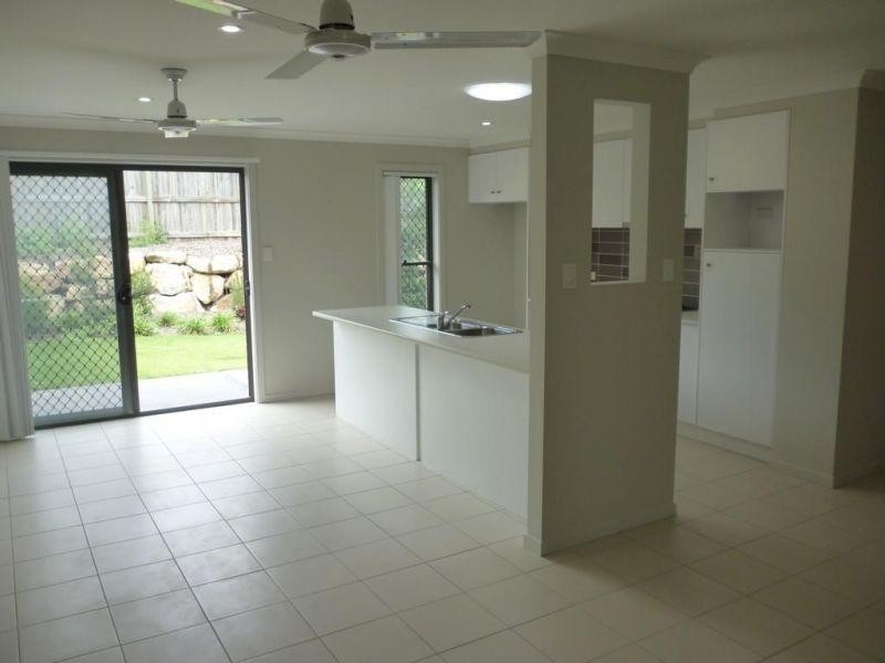 Terrace 135 Arcadia Woods Estate, Pimpama QLD 4209