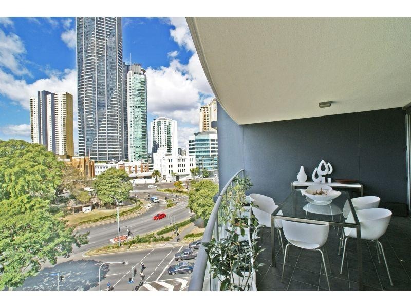 22 Barry Pde, Fortitude Valley QLD 4006