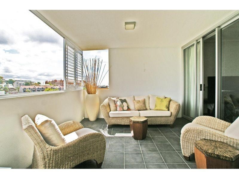 22 Barry Pde, Fortitude Valley QLD 4006