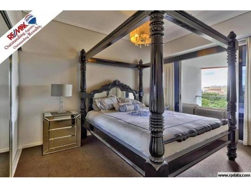 22 Barry Pde, Fortitude Valley QLD 4006