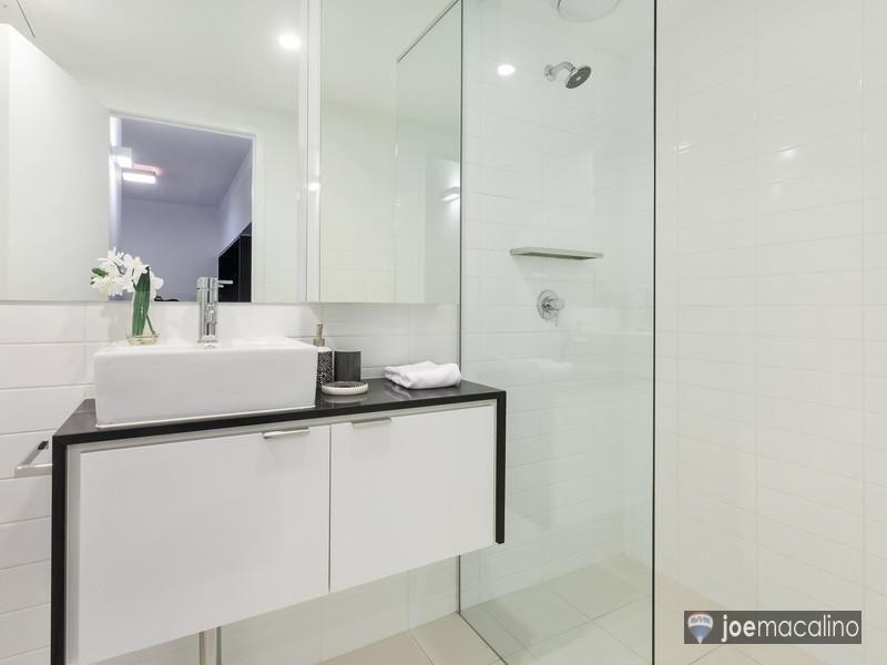 8 Jeays Street, Bowen Hills QLD 4006