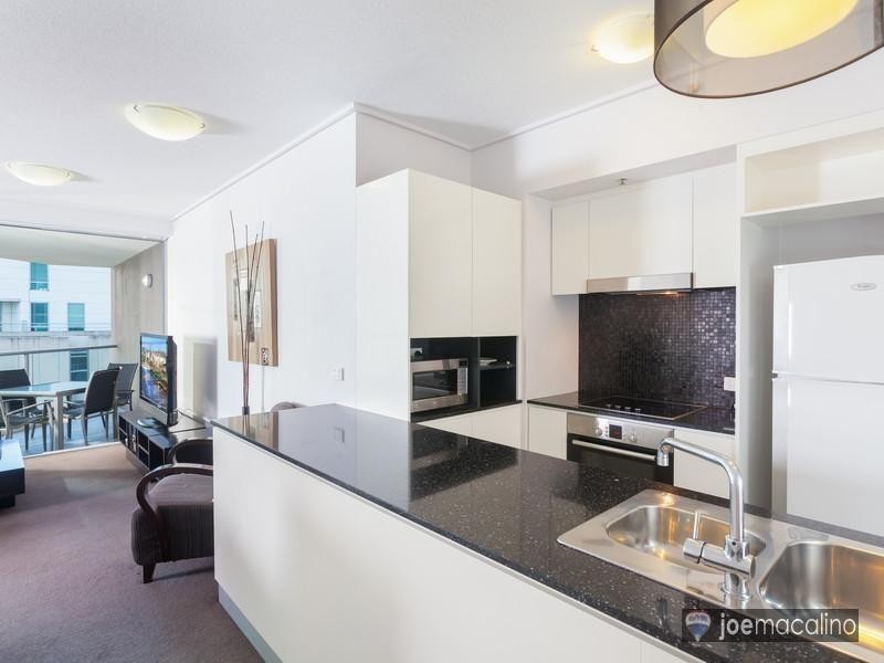 18 Tank Street, Brisbane QLD 4000