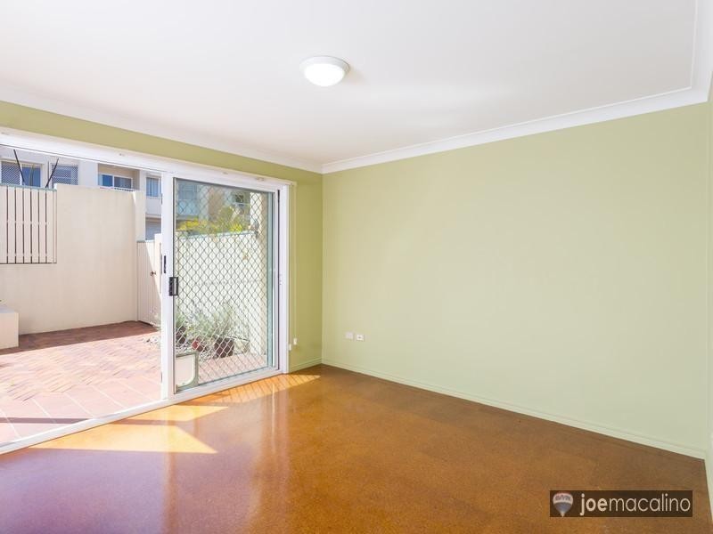 TH5/7  Boyd St, Bowen Hills QLD 4006