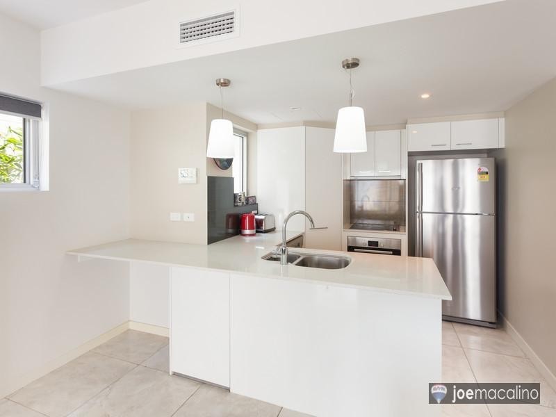 7 Roche Ave, Bowen Hills QLD 4006