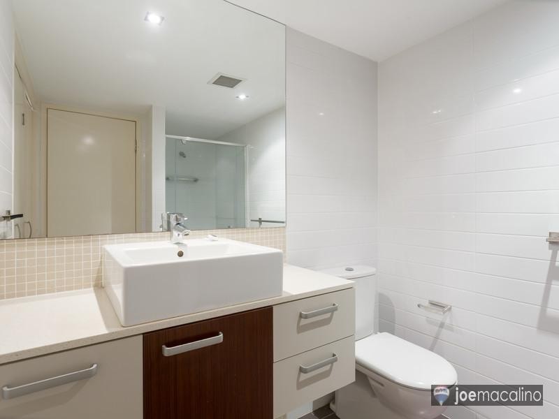 22 Barry Barry Pde, Fortitude Valley QLD 4006