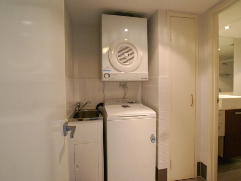 22 Barry Parade, Fortitude Valley QLD 4006