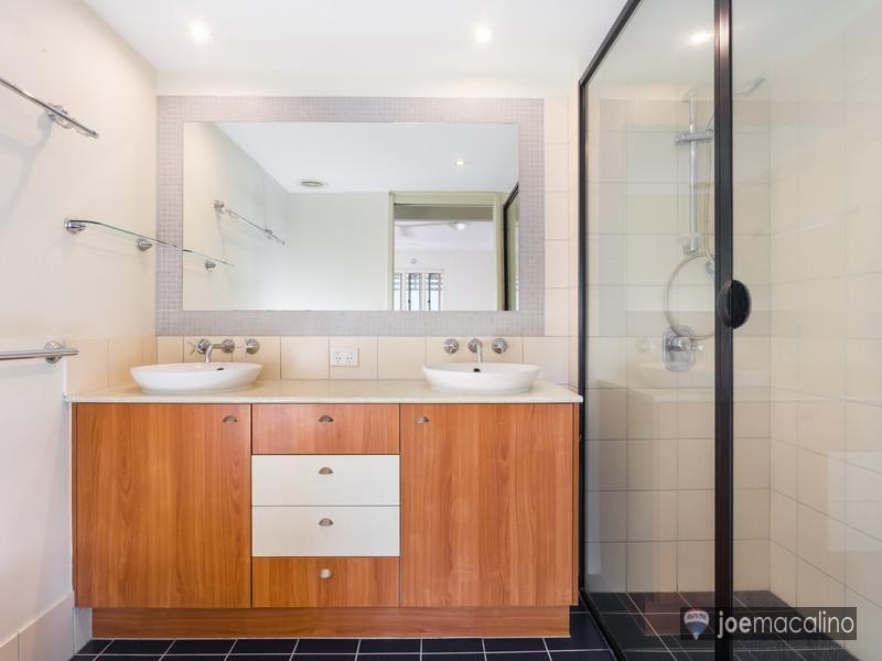 451  Gregory Terrace, Spring Hill QLD 4000