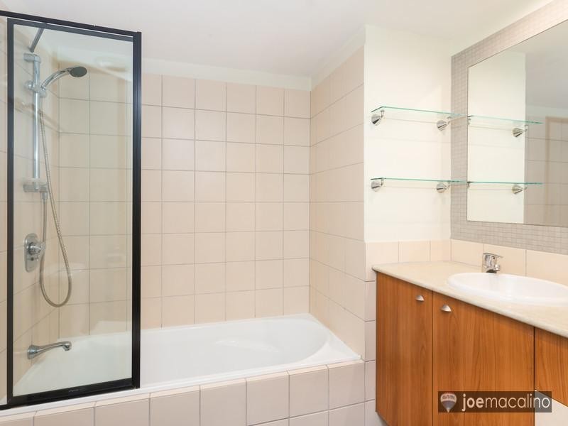 451  Gregory Terrace, Spring Hill QLD 4000