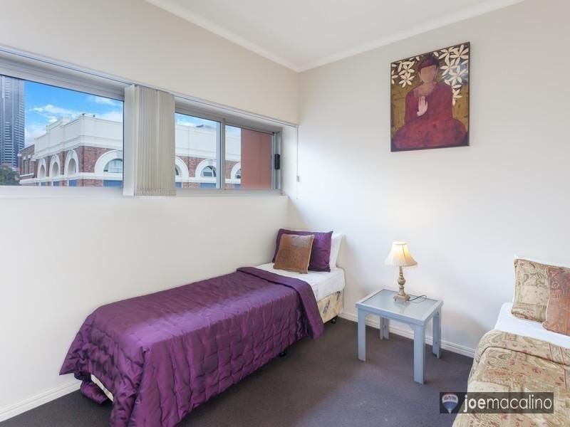 2 Berwick St, Fortitude Valley QLD 4006
