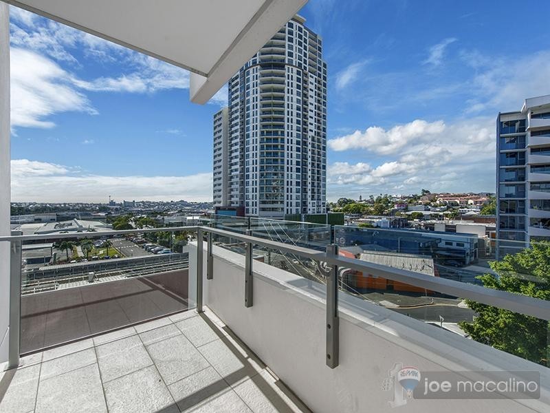 L3/16 Hamilton Place, Bowen Hills QLD 4006