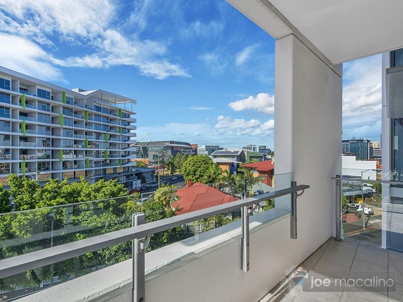 L3/16 Hamilton Place, Bowen Hills QLD 4006