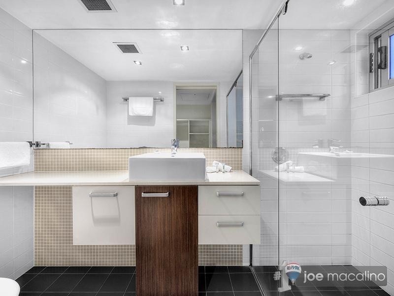 22 Barry Pde, Fortitude Valley QLD 4006