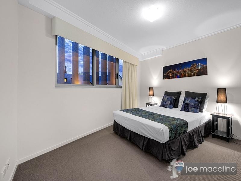 22 Barry Pde, Fortitude Valley QLD 4006