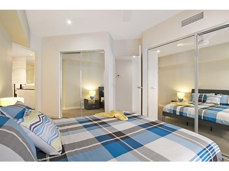 7 Roche Ave, Bowen Hills QLD 4006