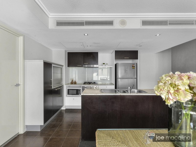 22 Barry Pde, Fortitude Valley QLD 4006