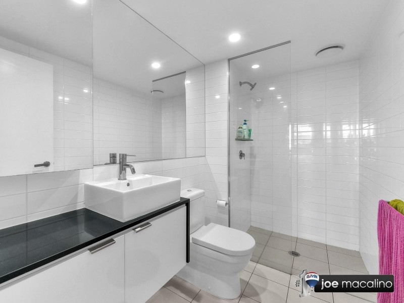 8  Jeays St, Bowen Hills QLD 4006