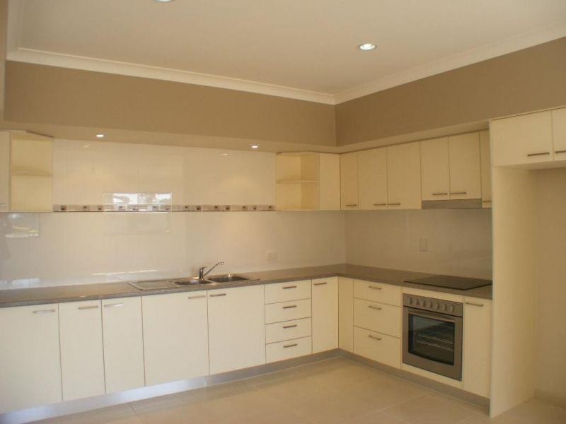 2 Chairmans Close, Jones Hill QLD 4570