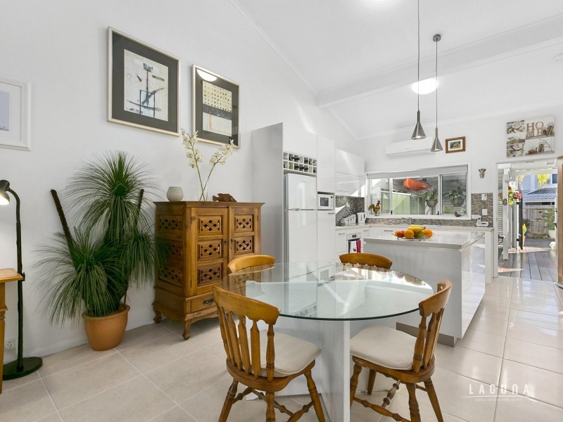 4/11 Woorookool Place, Noosaville QLD 4566