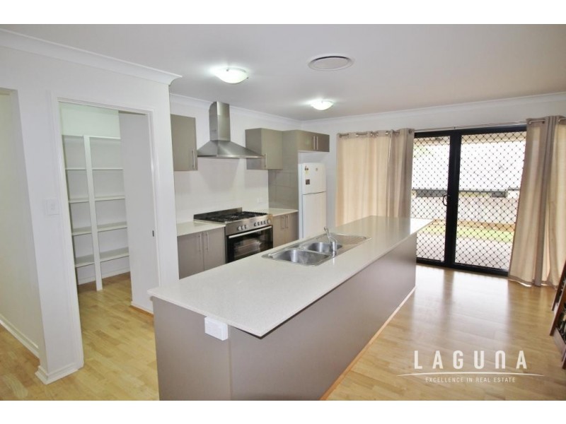 22 Premier Avenue, Jones Hill QLD 4570