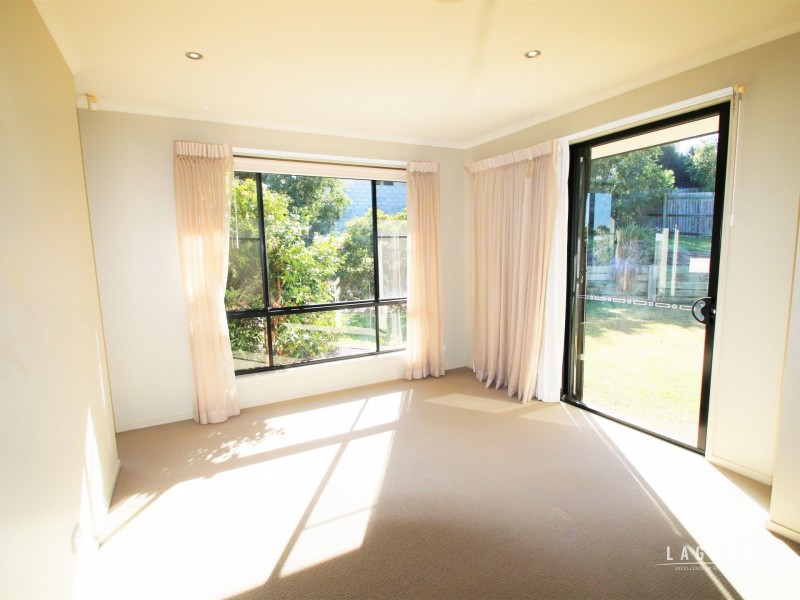 24 Premier Avenue, Jones Hill QLD 4570