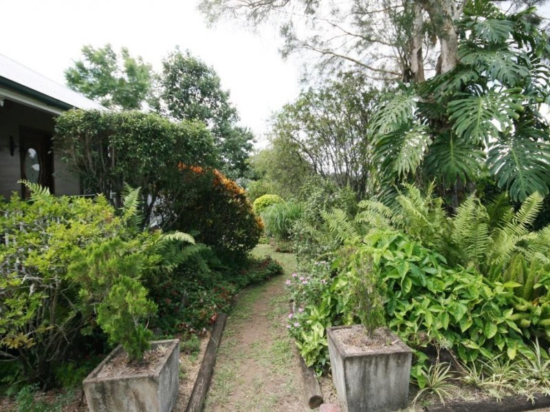 4 Louisa Street, Gympie QLD 4570