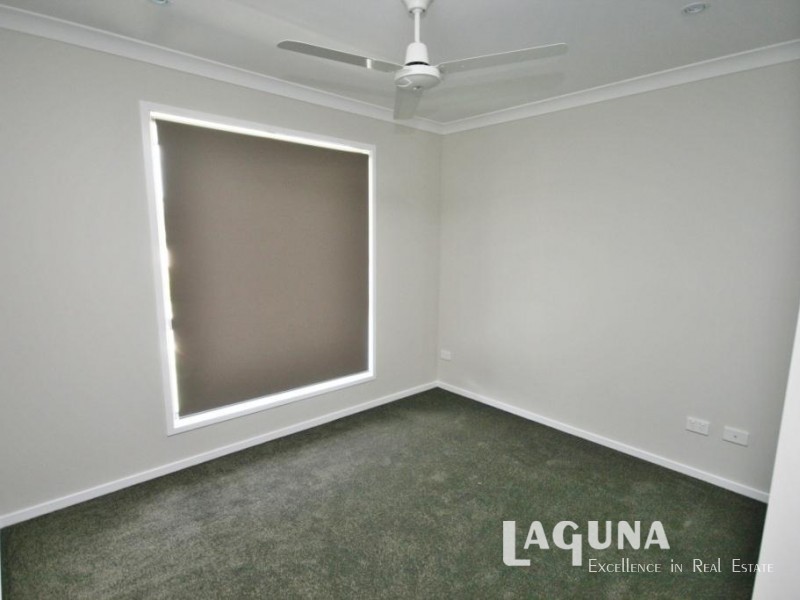 8 Parkview Close, Southside QLD 4570