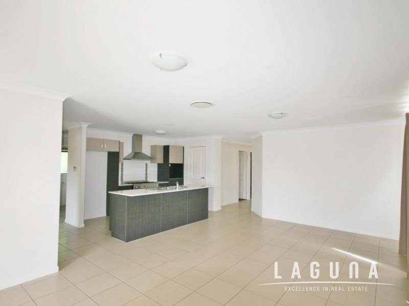 5  Parkview Close, Southside QLD 4570