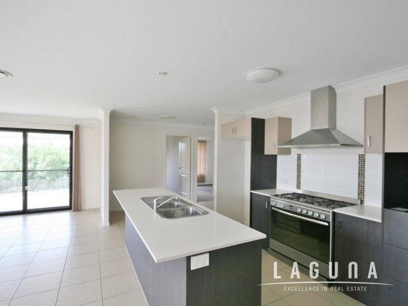 5  Parkview Close, Southside QLD 4570