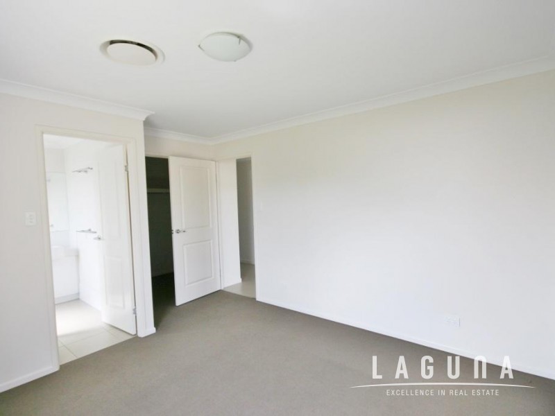 5  Parkview Close, Southside QLD 4570