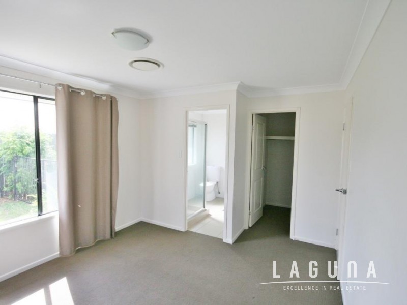 5  Parkview Close, Southside QLD 4570