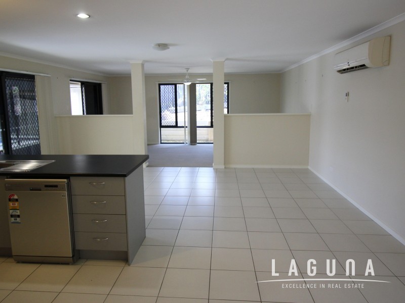 5 Moreton Court, Southside QLD 4570