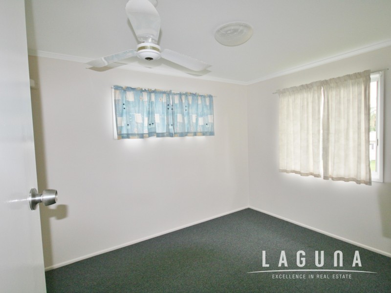 6 James Street, Southside QLD 4570