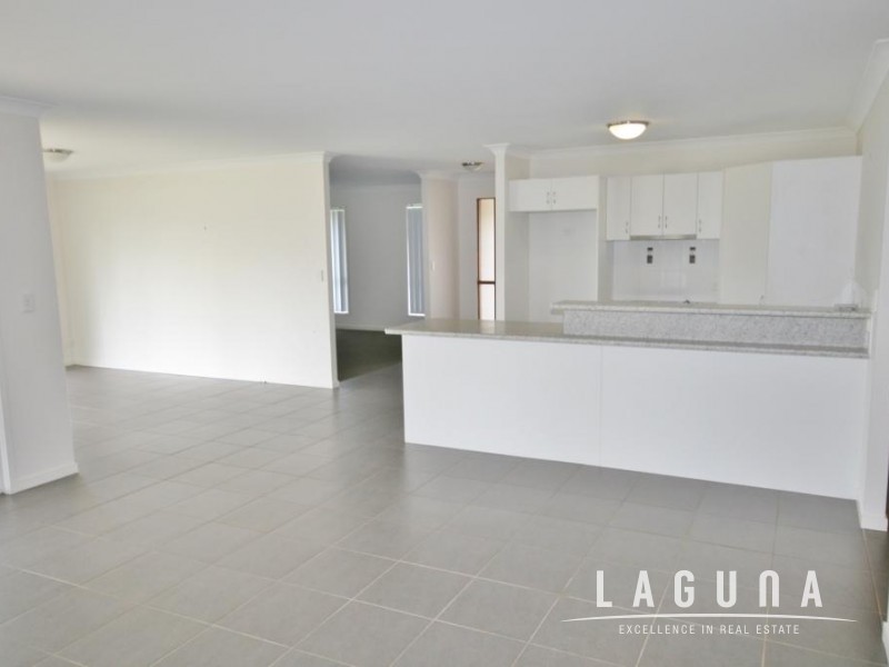 9 Chairmans Close, Jones Hill QLD 4570