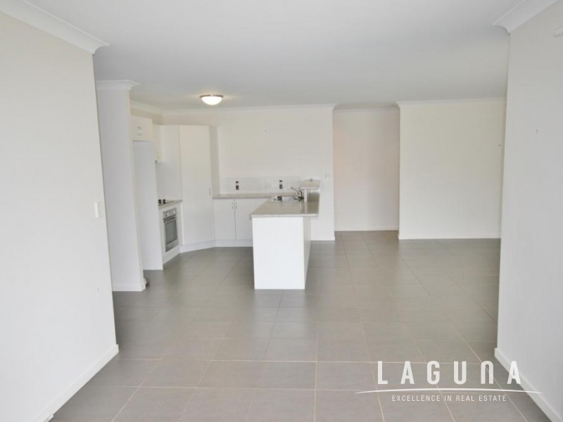 9 Chairmans Close, Jones Hill QLD 4570