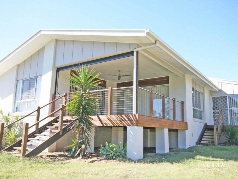 14 Suncrest Court, Southside QLD 4570