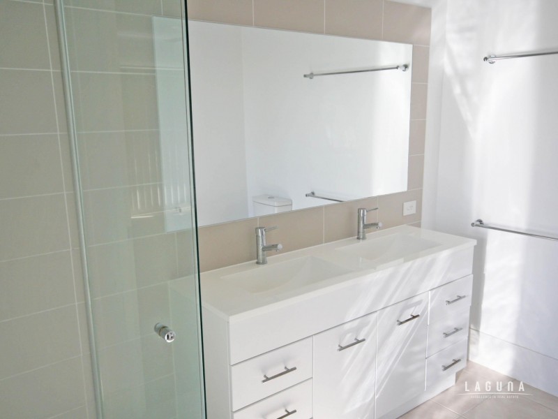 14 Suncrest Court, Southside QLD 4570