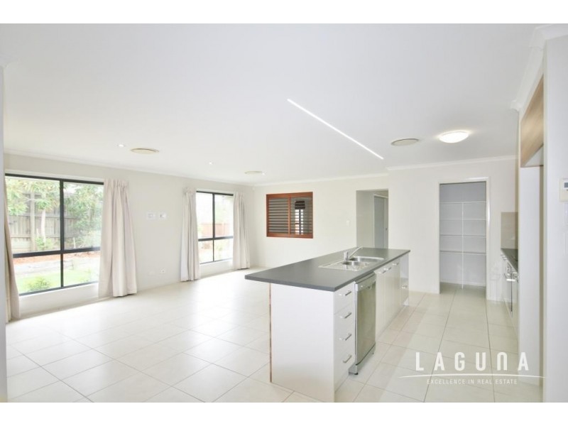 20 Woodland Drive, Southside QLD 4570